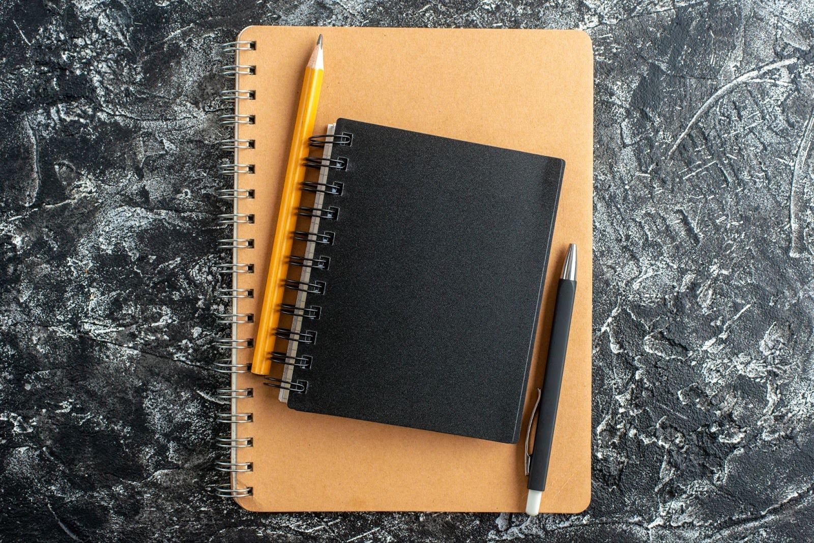 Books & Office Notebooks and Journals